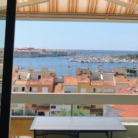 Mezzanine Cap D'agde Vue Sur Port Et דירה
