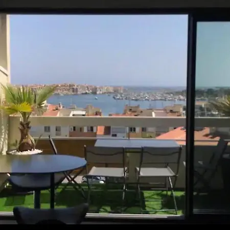 Mezzanine Cap D'agde Vue Sur Port Et Апартаменты Агд