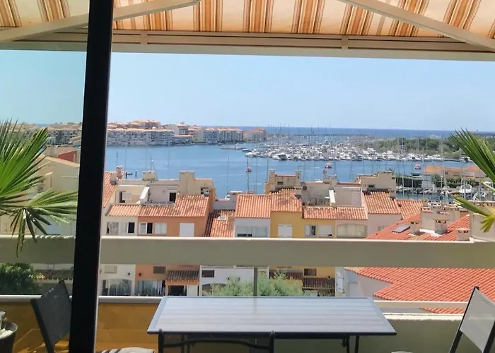 Mezzanine Cap D'agde Vue Sur Port Et Apartment